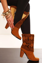 Load image into Gallery viewer, 2815-2 Boots button slider -camel