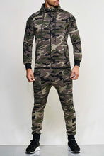 Load image into Gallery viewer, SWEAT SUIT MAN- GREEN CAMO  47006-1