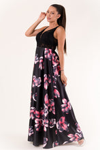 Load image into Gallery viewer, EVA &amp; LOLA FLOWERS DRESS ROYAL BLACK 60006-2