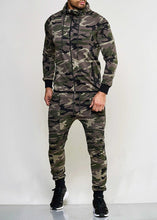 Load image into Gallery viewer, SWEAT SUIT MAN- GREEN CAMO  47006-1